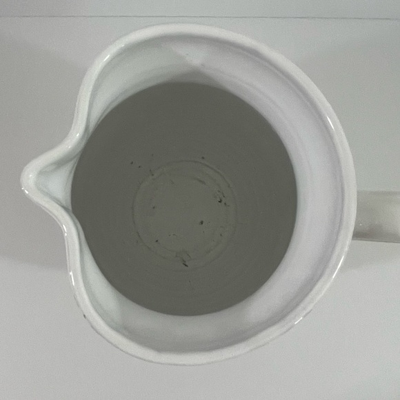 Pier 1 Imports Hand painted Pitcher Grapes & Vines Made In Italy 8” Tall - Picture 6 of 9